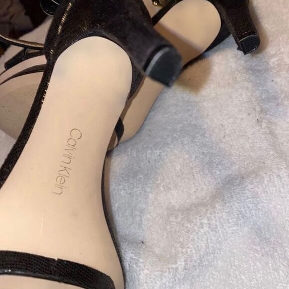 Calvin Klein platform black faux leather open toe sandal size 6 - Picture 3 of 9